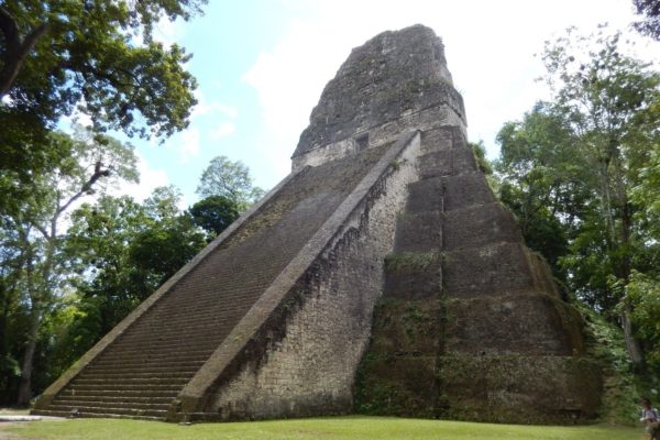 Jaguar pyramid, Tikal