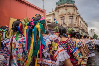 Flor de Piña Dance in Oaxaca City