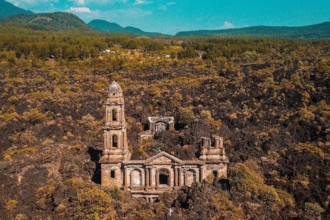 Old church buried in lava, Paricutín Volcano