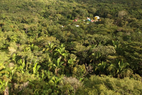 Belize, Lower Dover