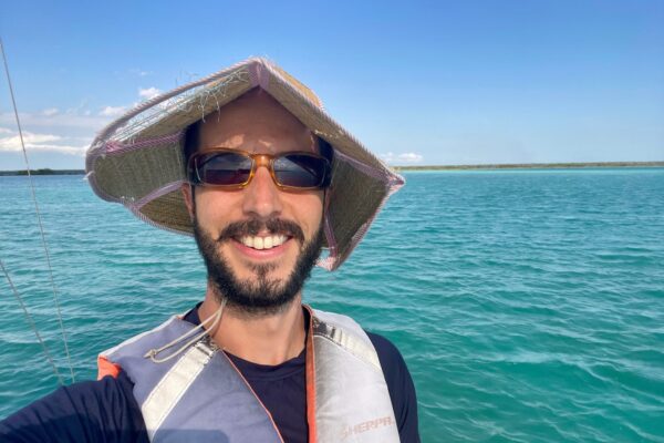 Sailing tour at Bacalar Lagoon