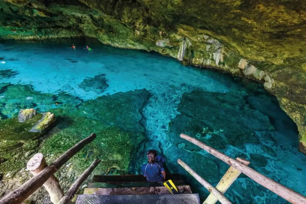 Quintaa Roo, Cenote Dos Ojos