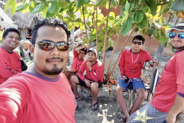 Olegario & Crew - La Ventanilla Mangrove
